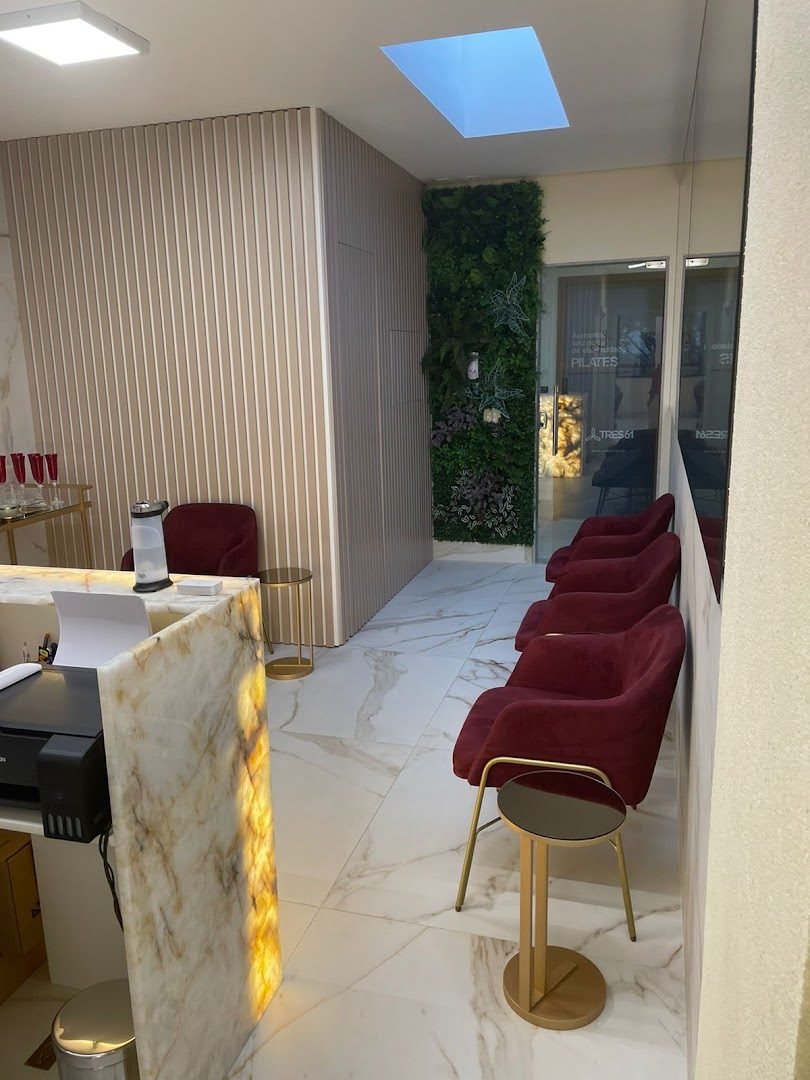Sala de espera da clínica da Dra. Loliane Zanon